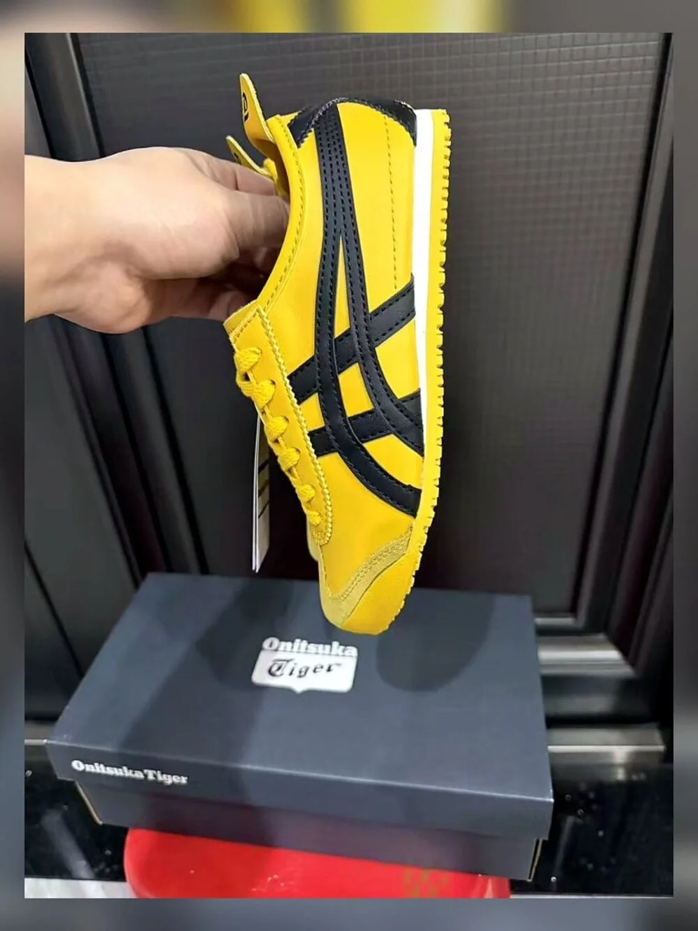 Onitsuka Tiger Mexico 66 Yellow Black Sneakers